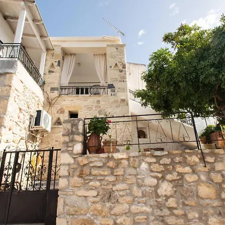 Schefflera Apartment, With Mountain View * Kouses